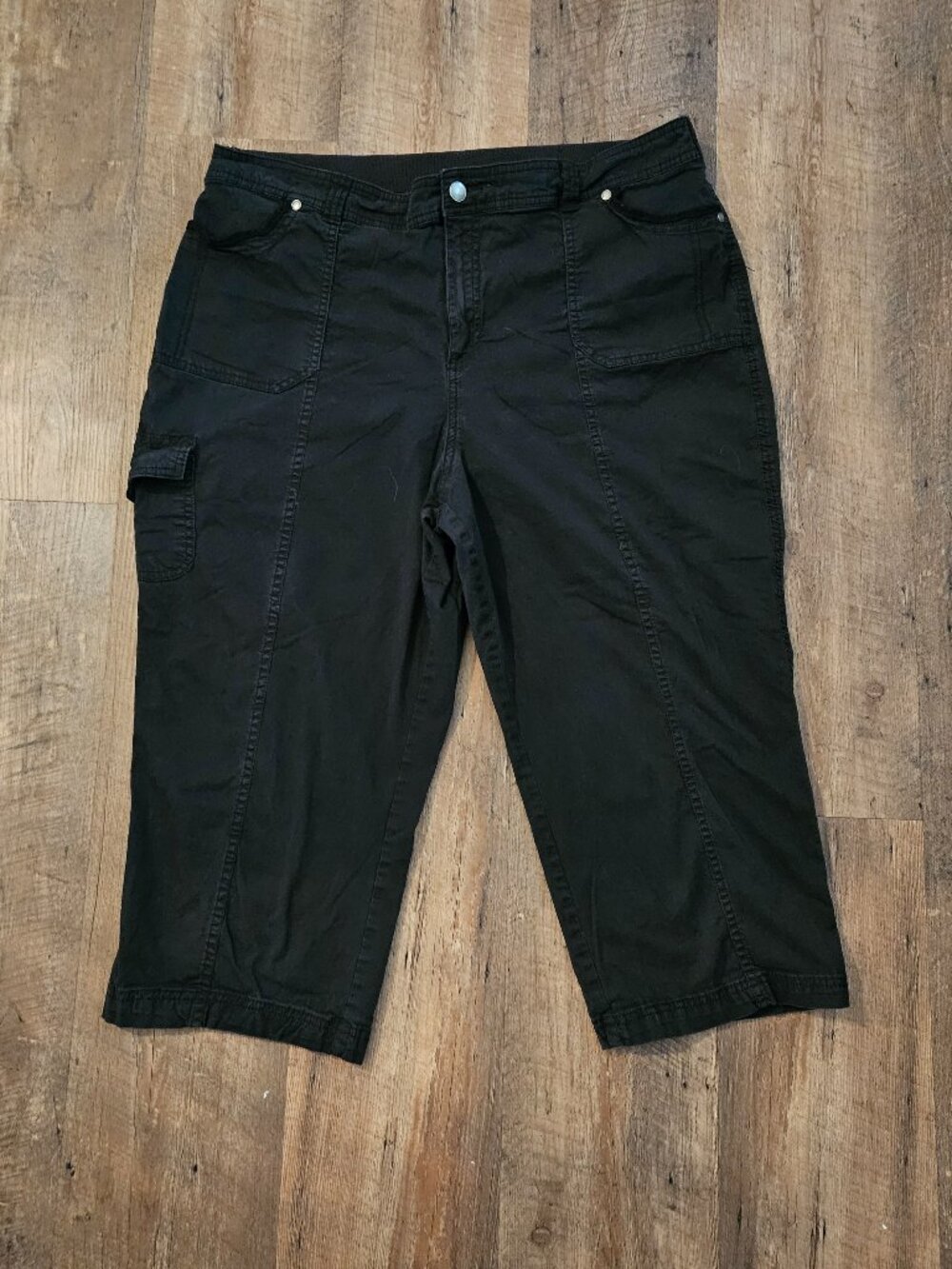 Croft & Barrow Black Cargo Capri Pants Women's Size 18 Stretch Casual